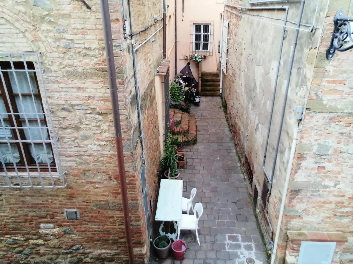 Angolo Della Cei Terricciola Buitenkant foto